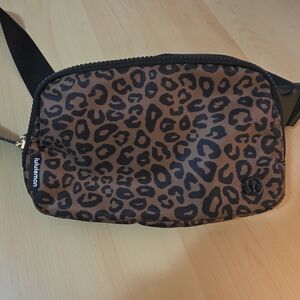 Lululemon Everywhere Leopard Print Belt Bag